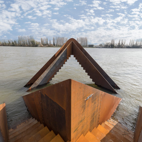 Oeuvre d’art en corten